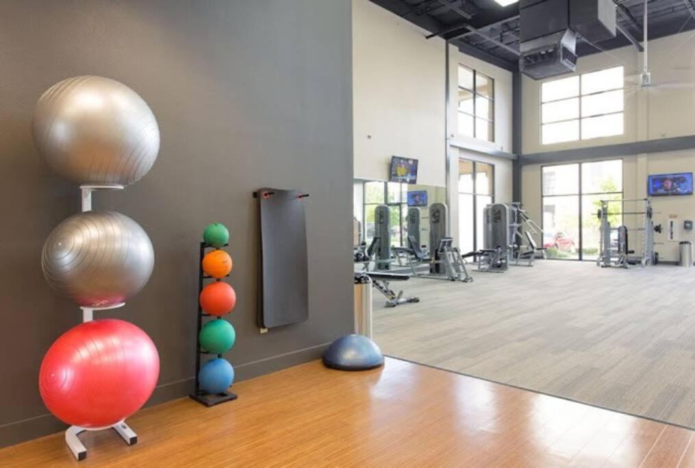 Luxurious, 1 Bedroom Near Downtown & Dickies Arena Fort Worth Kültér fotó